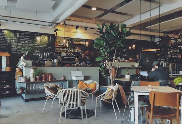 Inside The Daily Grind cafe